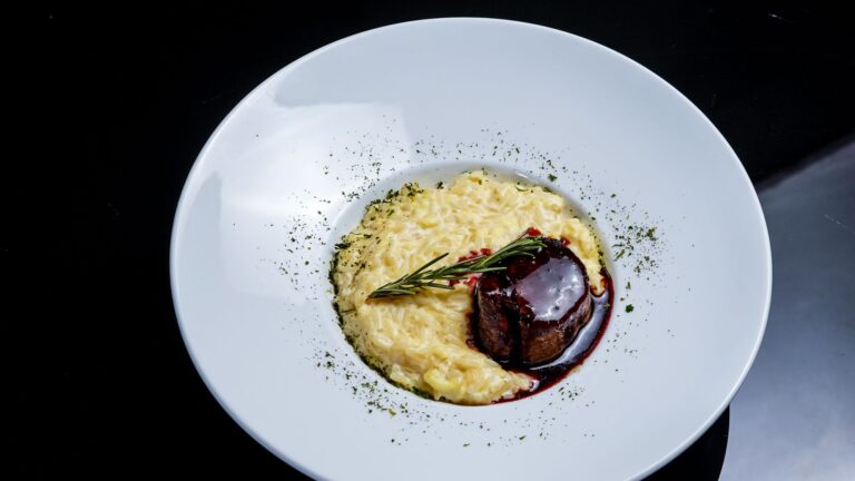 Kremowe risotto z duszoną
