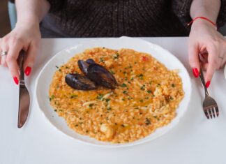 Kremowe risotto z owoc